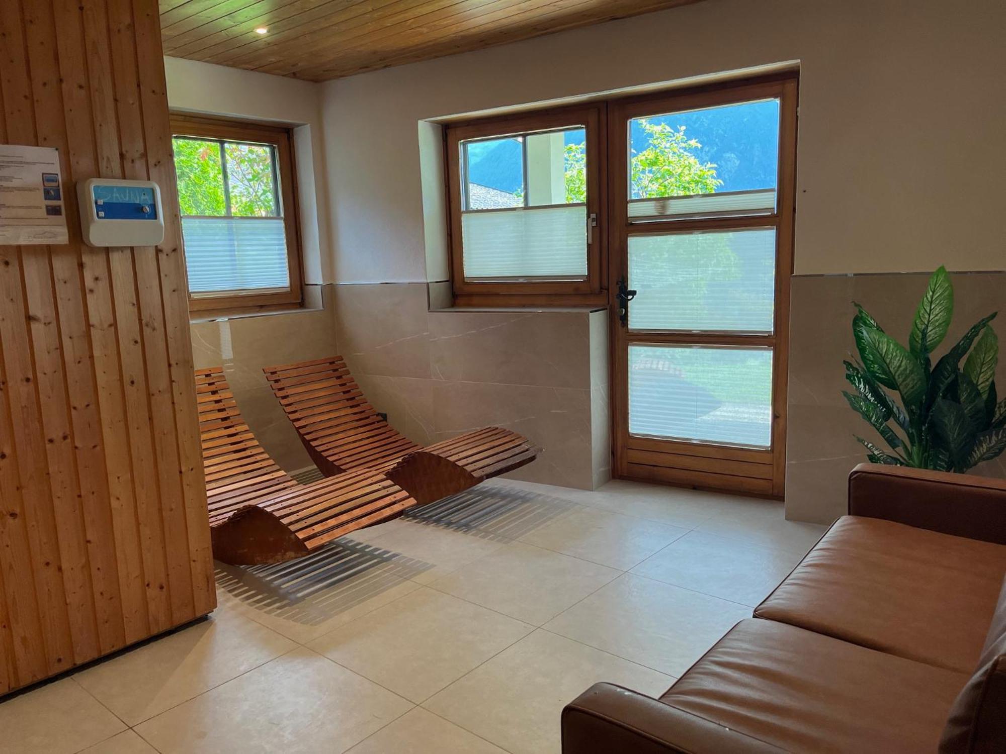 Pension Gaimberg - check in out on SATURDAY Lienz Exterior foto